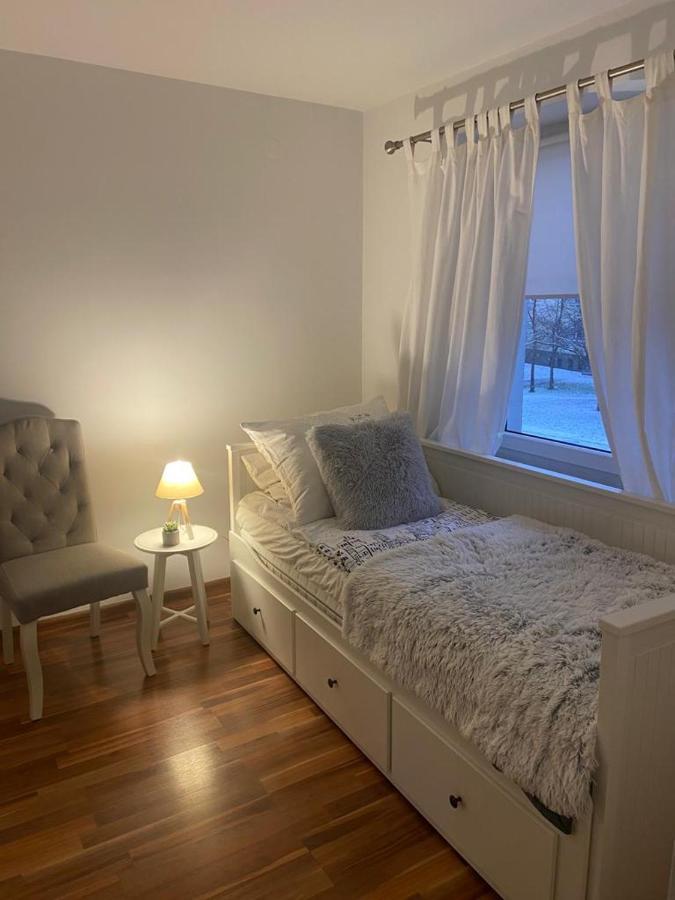 Lux Plus Apartament Chodziez, Zwyciestwa 13 Екстериор снимка